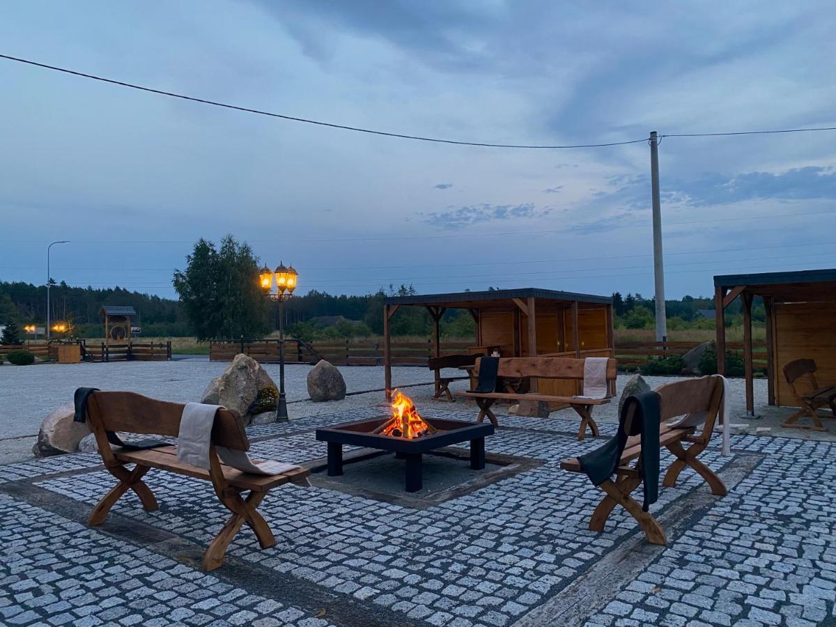 Kamien I Sowa Aparthotel Lipinki Luzyckie Ngoại thất bức ảnh