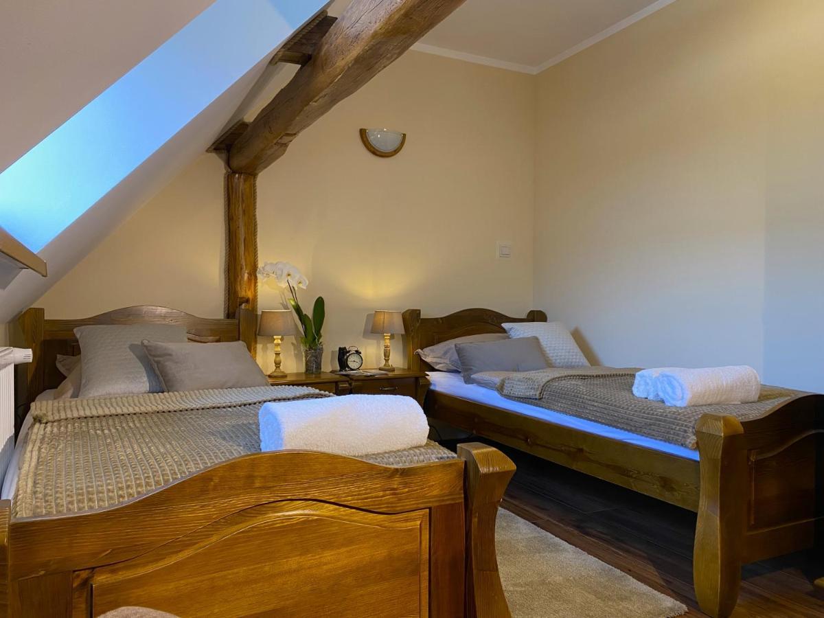 Kamien I Sowa Aparthotel Lipinki Luzyckie Ngoại thất bức ảnh